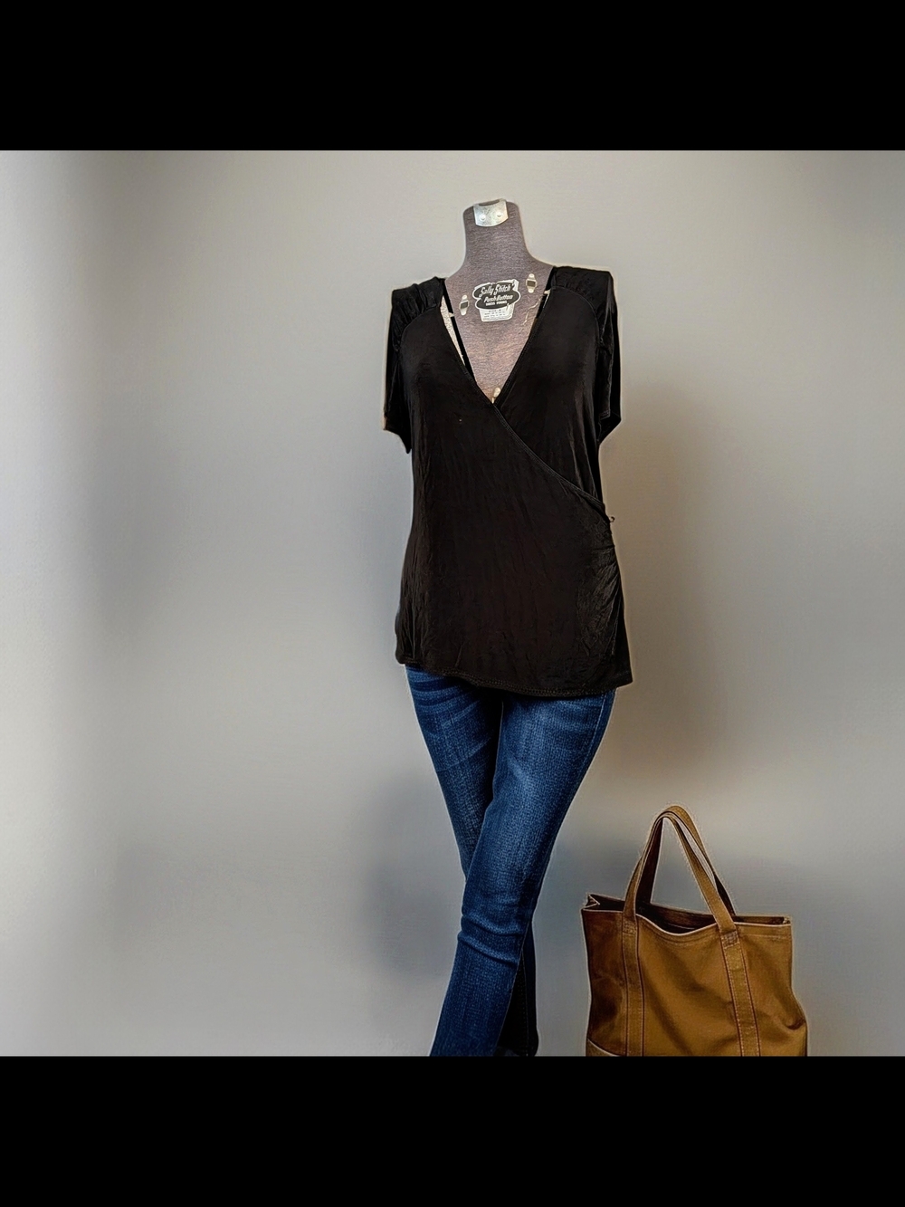 Vintage Y2K Chico’s Travelers Black Slinky Faux Wrap Top Cap Sleeve Size 3 XL
